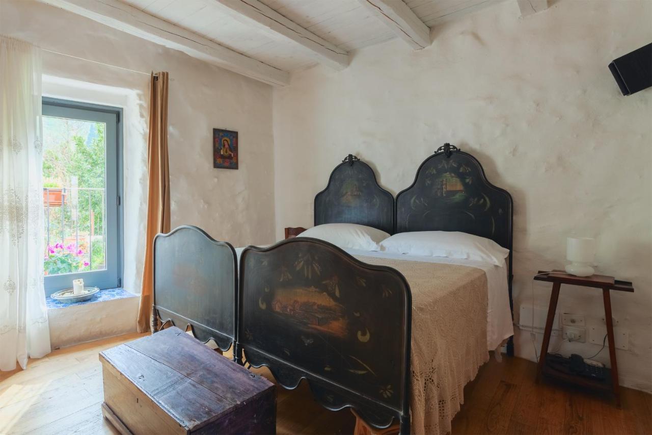 Wundergarten Dimora Dei Frati Bed & Breakfast Gratteri ภายนอก รูปภาพ