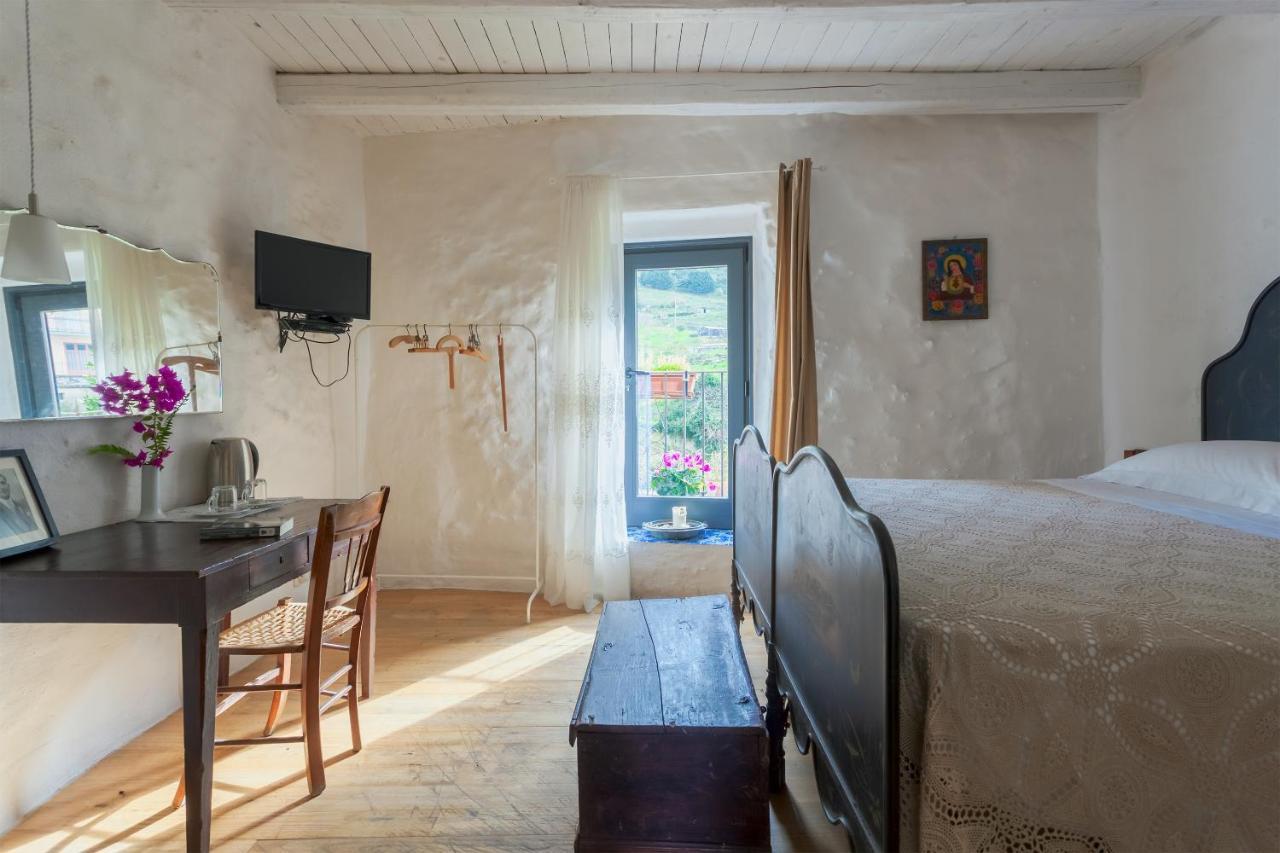 Wundergarten Dimora Dei Frati Bed & Breakfast Gratteri ภายนอก รูปภาพ